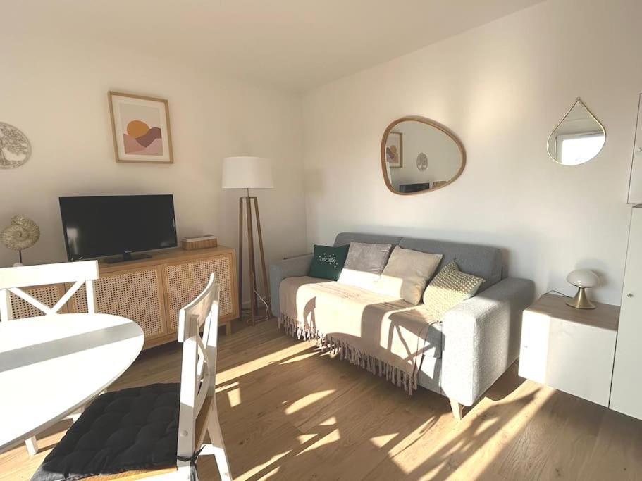 Cabourg Cosy, Appartement Refait A Neuf, 5 Min A Pied De La Mer Exteriör bild